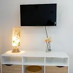 Geranium Apartment *
